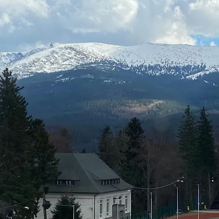 Apartament Mega Widok 4 *